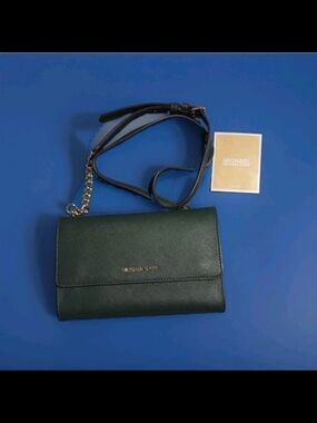Michael Kors JetSet 3-in-1 crossbody handbag forest green with goldtone hardware
